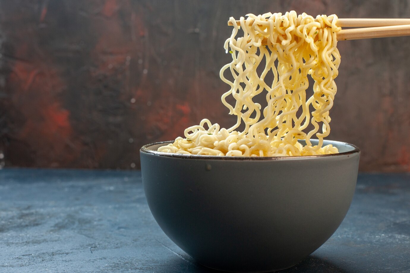  Instant noodles