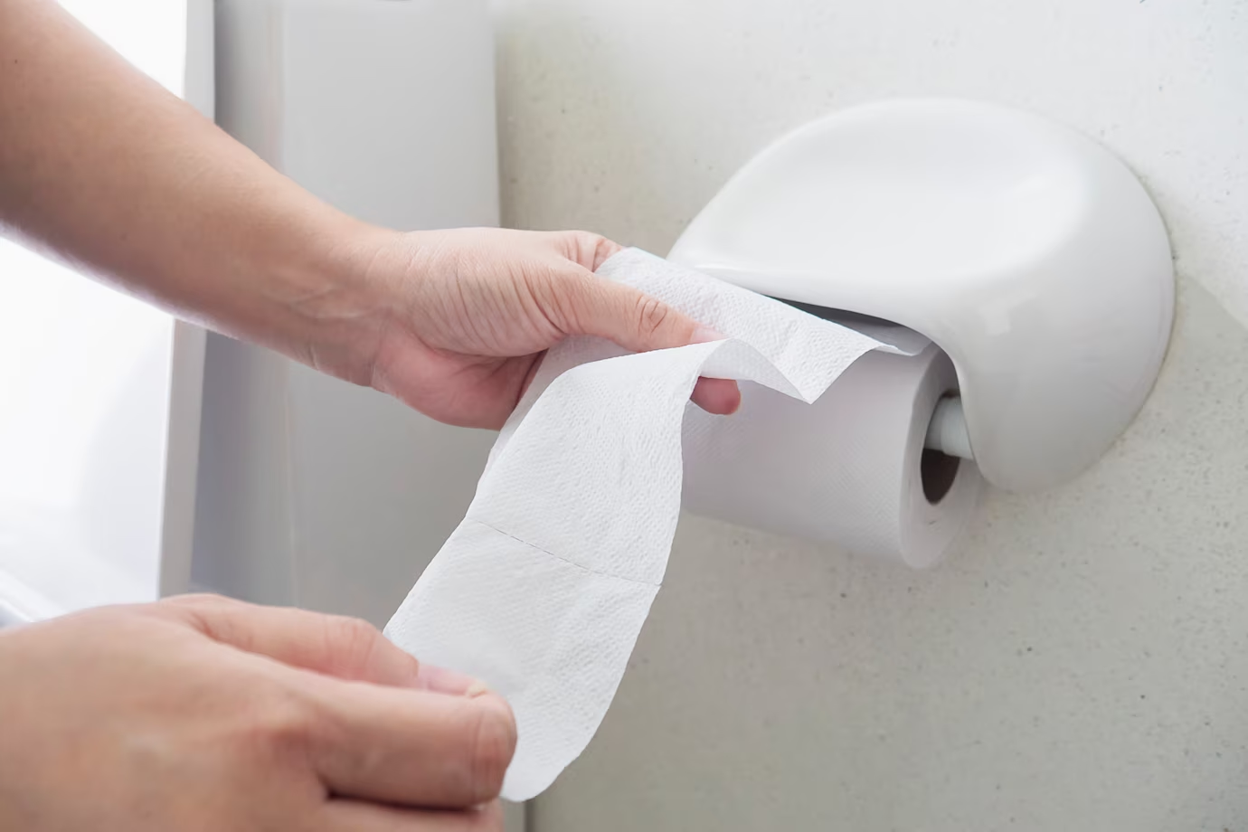 กระดาษทิชชู่ในห้องน้ำมักมีเชื้อโรคซ่อนตัวอยู่