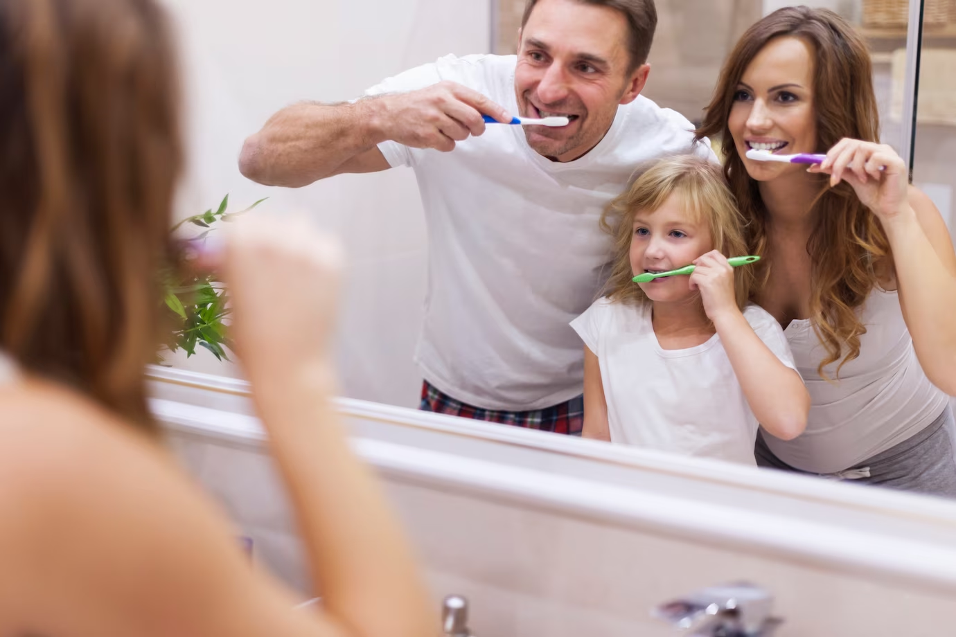 เพื่อสุขอนามัยที่ดีควรเลือกใช้แปรงสีฟันที่ได้มาตรฐาน